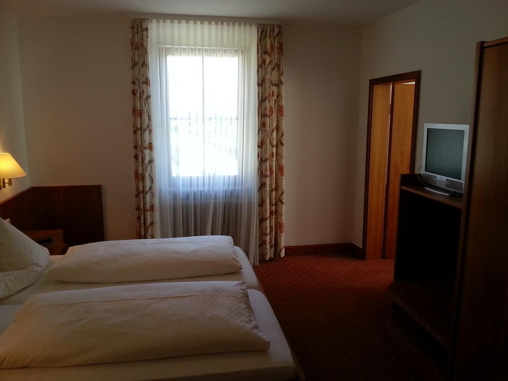Hotel Seewirt Нонненгорн Номер фото
