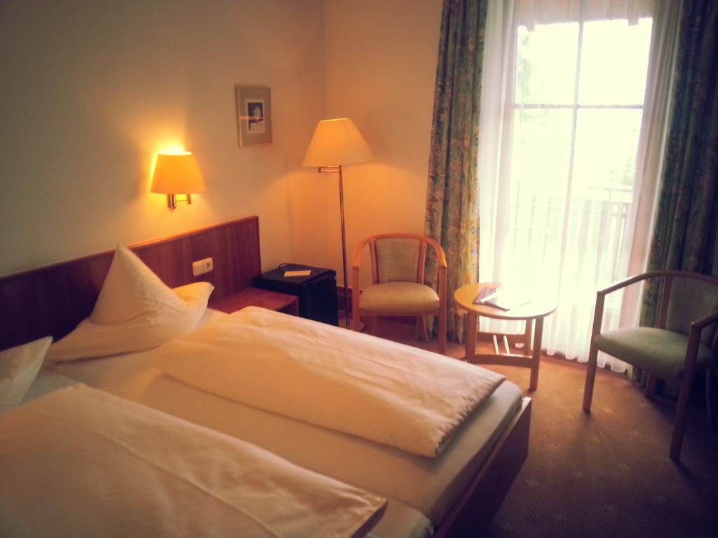 Hotel Seewirt Нонненгорн Номер фото