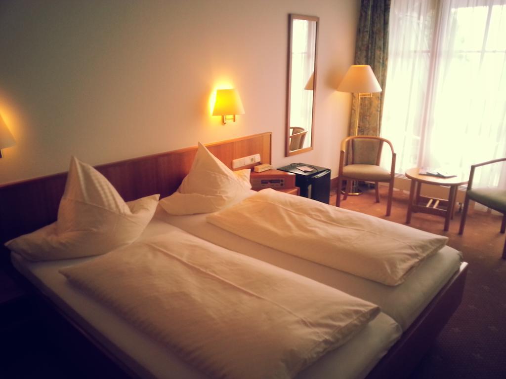 Hotel Seewirt Нонненгорн Номер фото