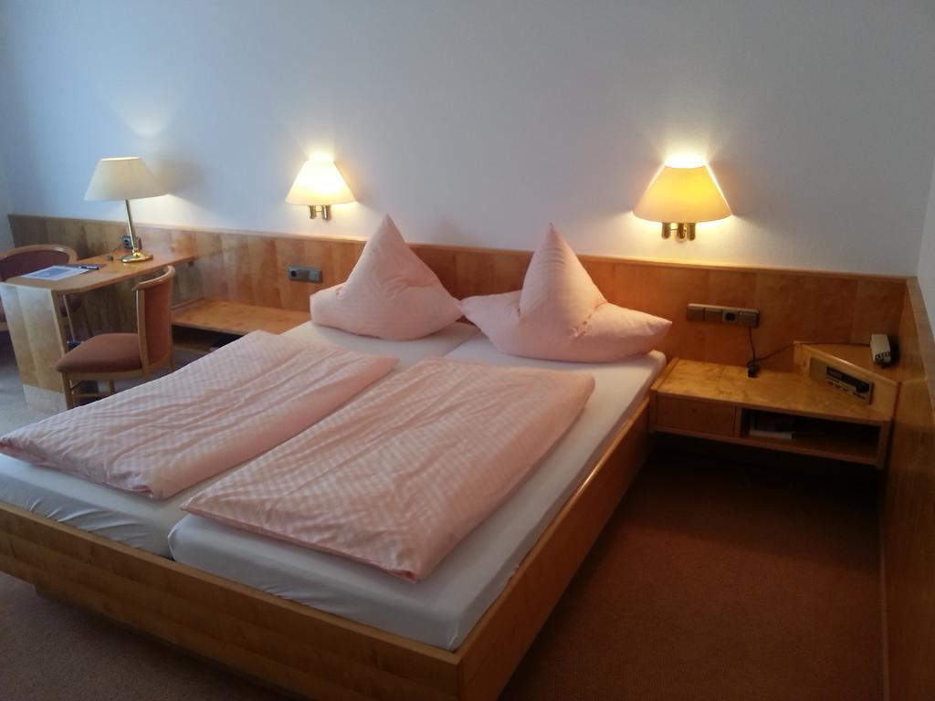 Hotel Seewirt Нонненгорн Номер фото
